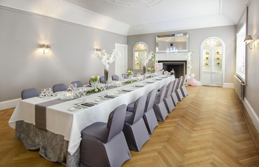Strathaven Hotel Extérieur photo