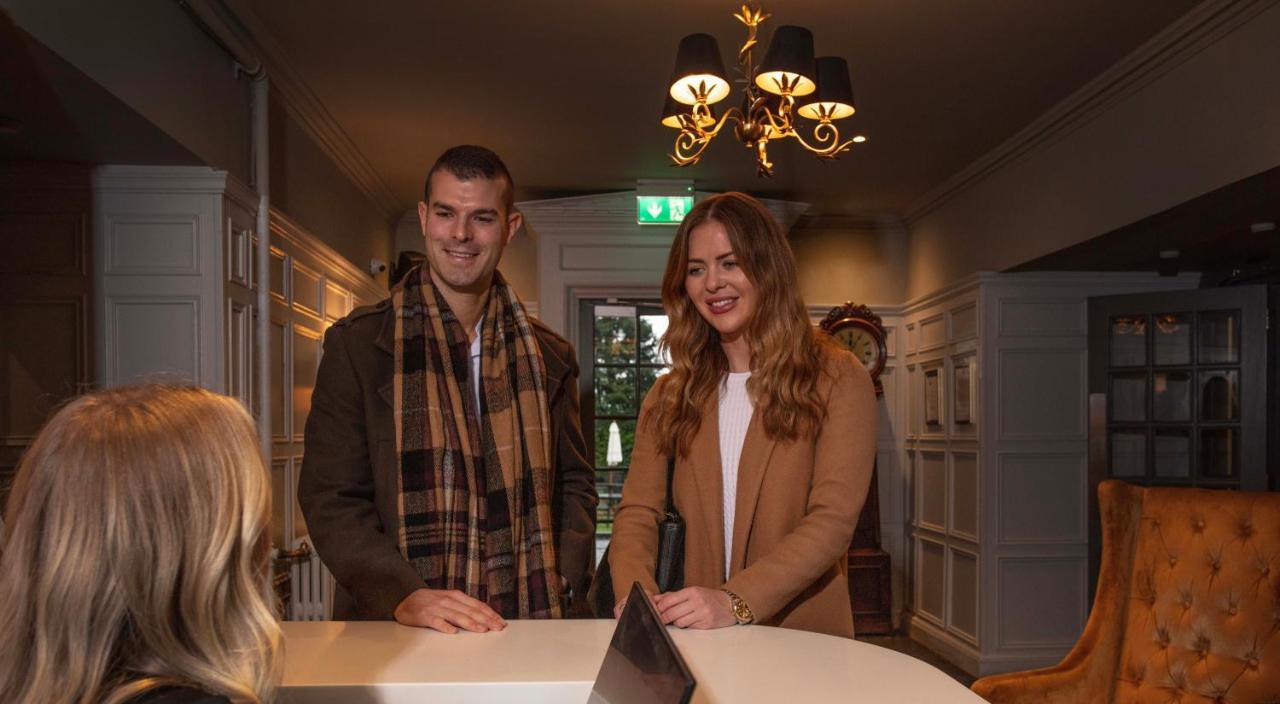 Strathaven Hotel Extérieur photo