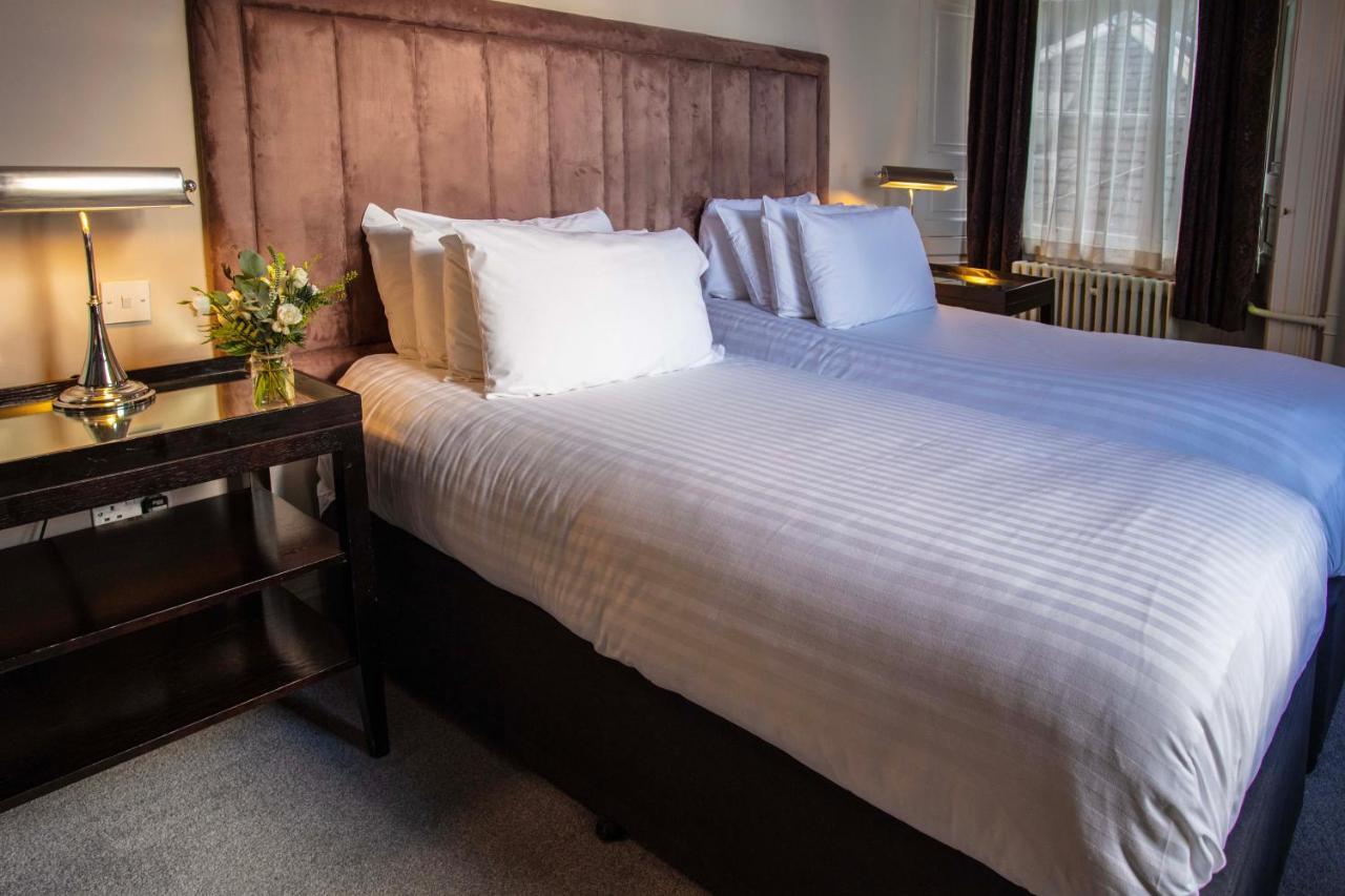 Strathaven Hotel Extérieur photo