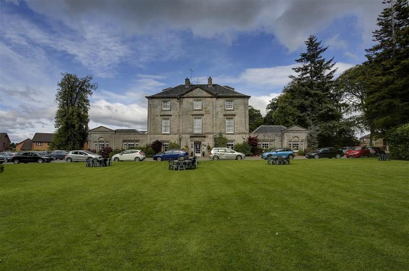 Strathaven Hotel Extérieur photo